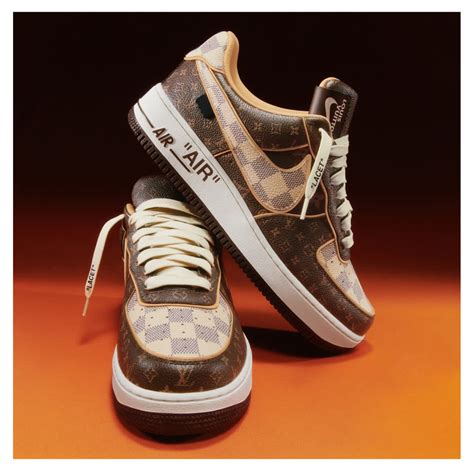 sotheby's air force 1 louis vuitton|Le sneakers Nike “Air Force 1” disegnate da Virgil .